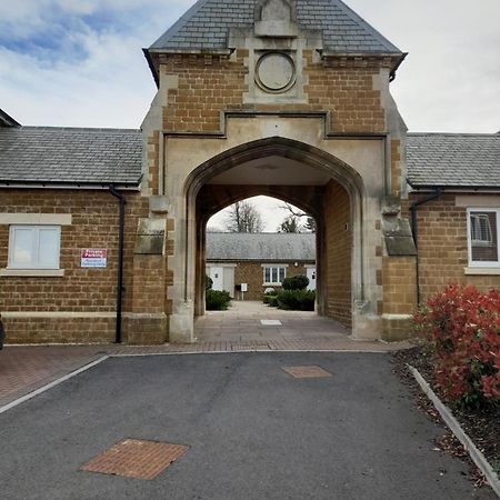 The Stables A Contractor Family 2 Bed Town House In Central Melton Mowbray Dış mekan fotoğraf